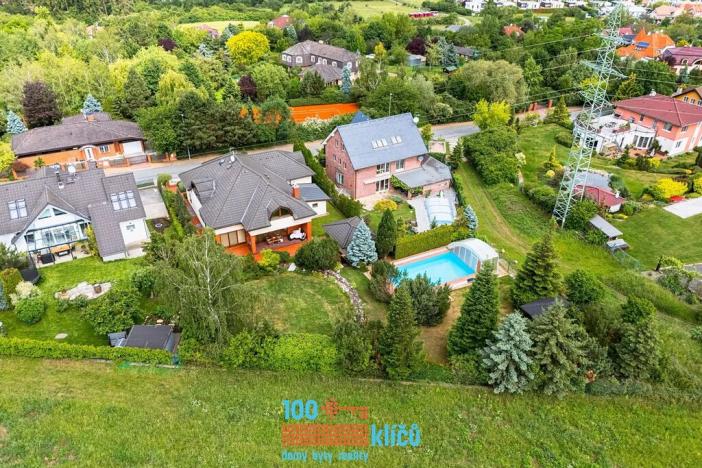 Prodej rodinného domu, Praha - Lipence, Jílovišťská, 400 m2