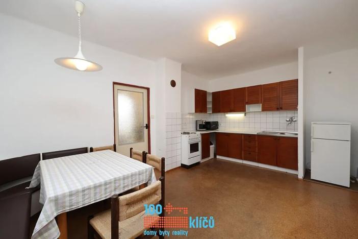 Prodej rodinného domu, Klučov, 251 m2