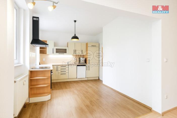 Prodej bytu 3+1, Karlovy Vary - Stará Role, Nerudova, 66 m2