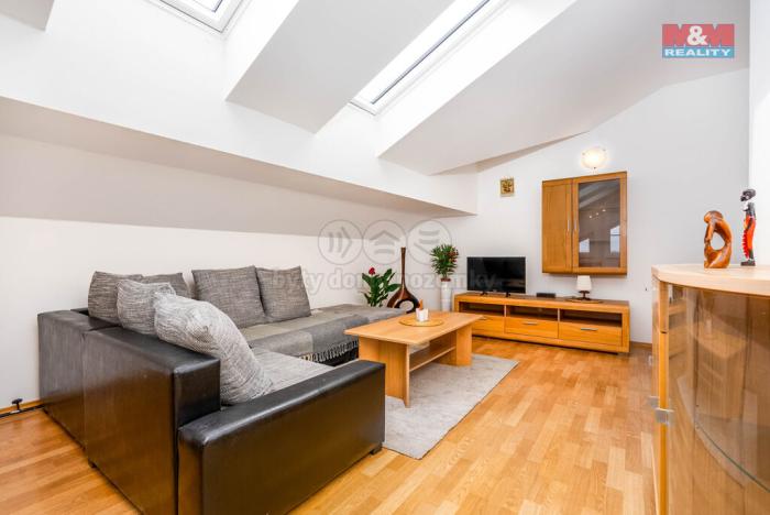 Prodej bytu 2+1, Praha - Kyje, Lipnická, 75 m2