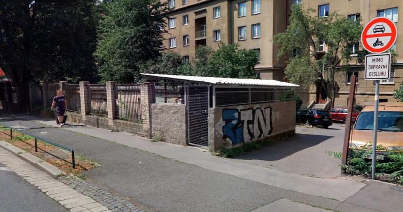 Pronájem garáže, Praha - Braník, Na Mlejnku, 15 m2