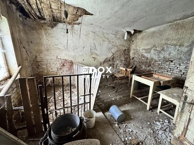 Prodej rodinného domu, Vlkaneč, 244 m2