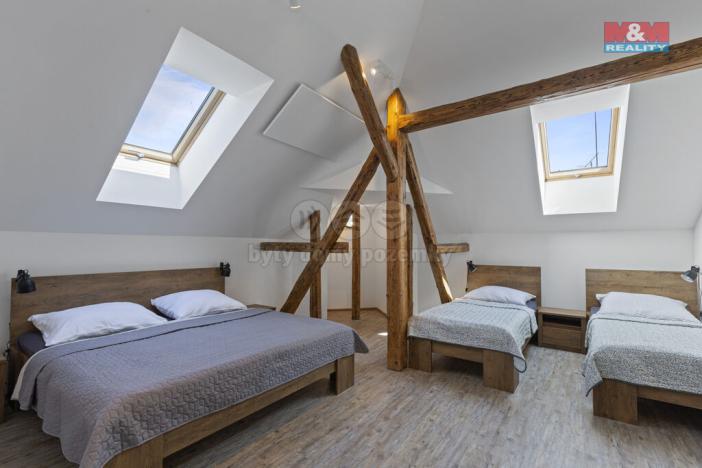 Prodej ubytování, Nové Hrady, 360 m2