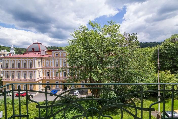 Prodej činžovního domu, Mariánské Lázně, Ruská, 2270 m2