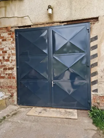 Pronájem výrobních prostor, Jihlava, 923 m2