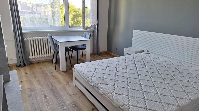 Pronájem bytu 1+kk, Praha - Modřany, Nikoly Vapcarova, 30 m2
