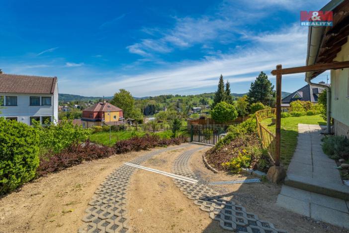 Prodej rodinného domu, Liberec - Liberec XXX-Vratislavice nad Nisou, Leknínová, 136 m2