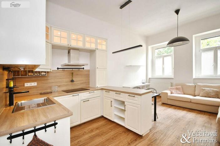 Pronájem bytu 4+kk, Český Brod, Komenského, 77 m2