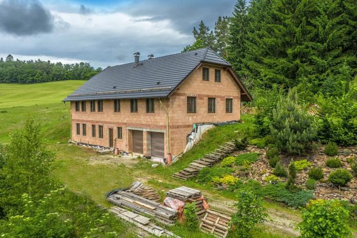 Prodej rodinného domu, Kratušín, 420 m2