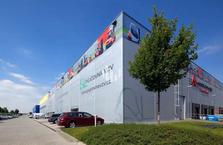 Pronájem kanceláře, Praha - Horní Počernice, Sezemická, 314 m2