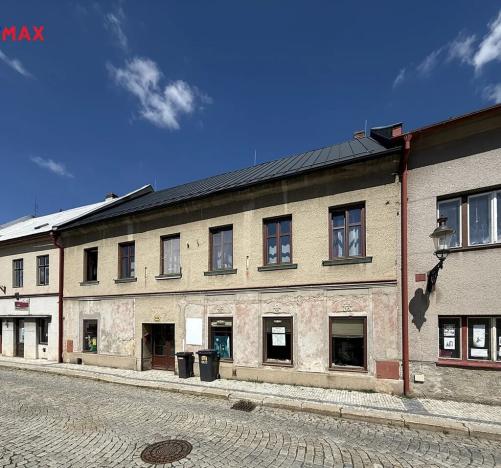 Prodej rodinného domu, Králíky, Valdštejnova, 400 m2
