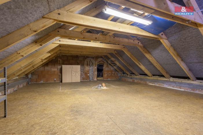 Prodej rodinného domu, Holany, 230 m2