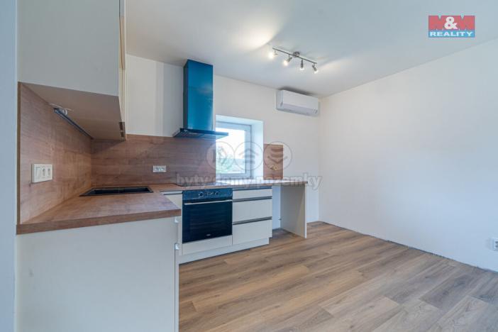 Prodej rodinného domu, Uničov - Benkov, 600 m2