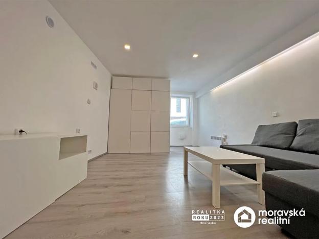 Pronájem bytu 1+1, Ivančice, Kounická, 34 m2