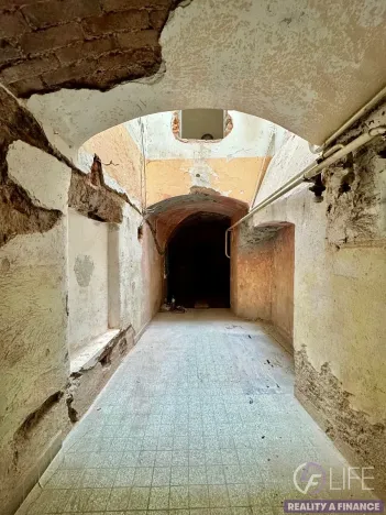 Prodej rodinného domu, Hostinné, E. Votočka, 300 m2