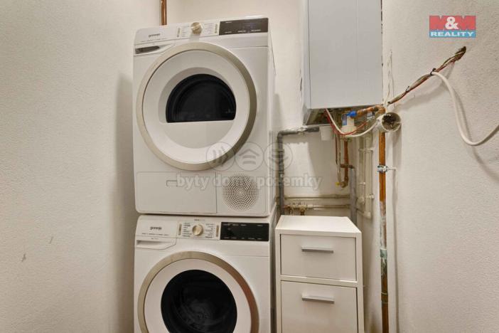 Prodej bytu 3+1, Pelhřimov, Sdružená, 97 m2