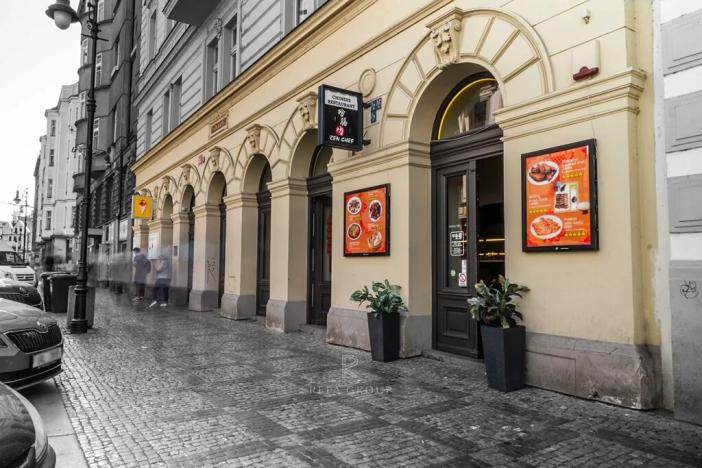 Prodej obchodního prostoru, Praha - Staré Město, Kaprova, 529 m2