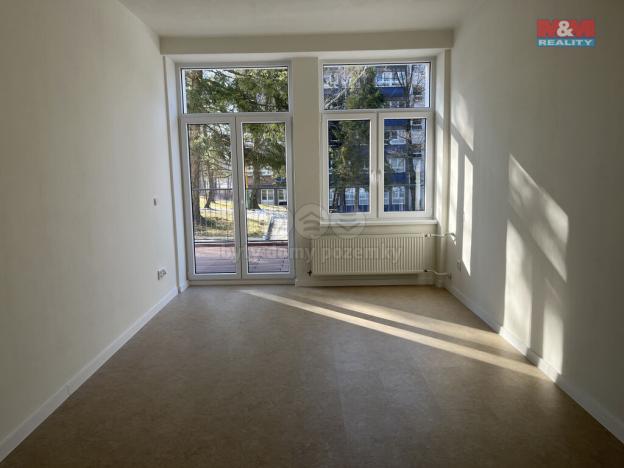 Pronájem bytu 2+kk, Kopřivnice, Komenského, 70 m2