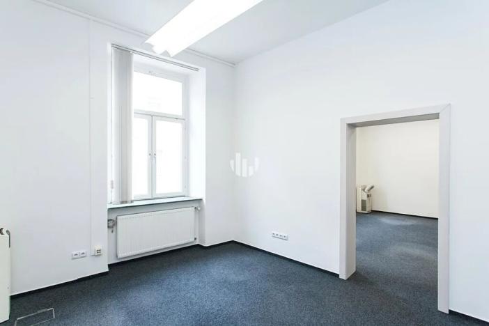 Pronájem kanceláře, Praha - Nové Město, Krakovská, 300 m2