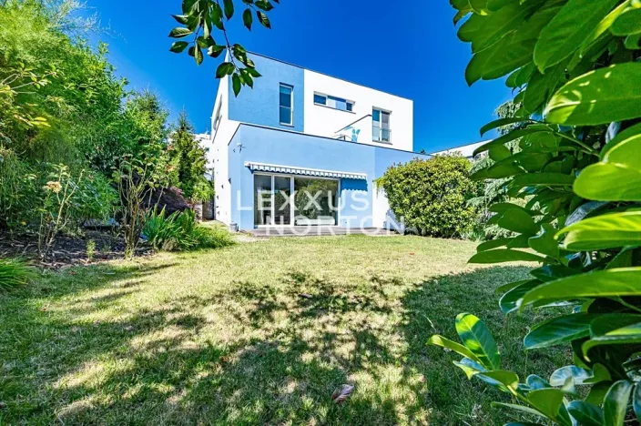 Pronájem rodinného domu, Praha - Dejvice, Hanzelkova, 219 m2