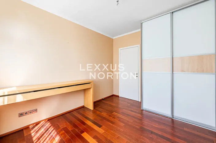 Pronájem rodinného domu, Praha - Dejvice, Hanzelkova, 219 m2