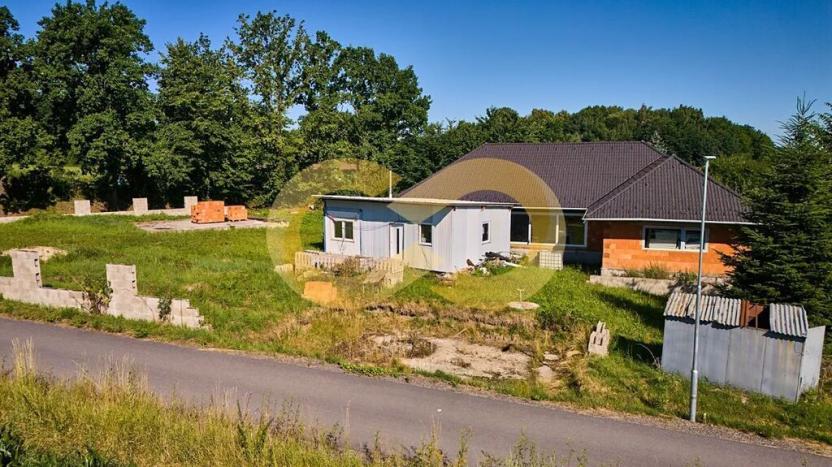 Prodej pozemku pro bydlení, Chvalovice, 3700 m2