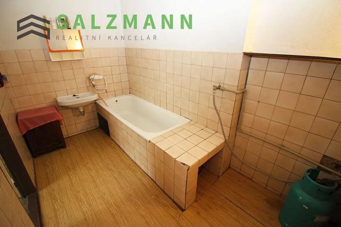 Prodej rodinného domu, Stráž, 220 m2