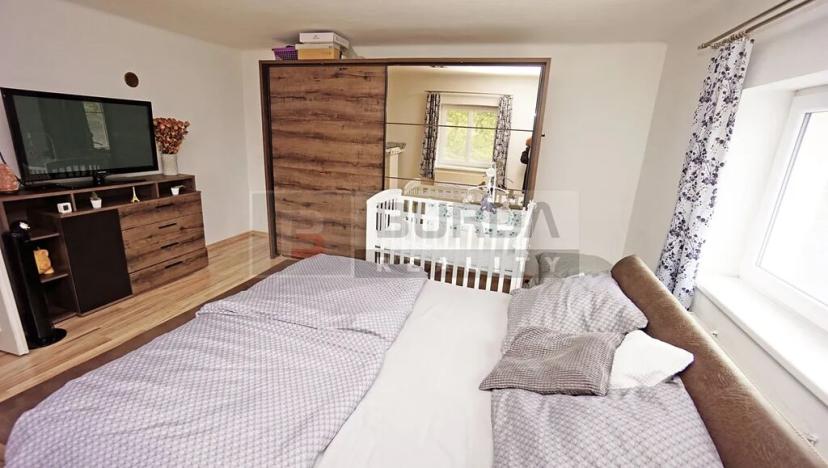 Prodej rodinného domu, Střemy, 240 m2