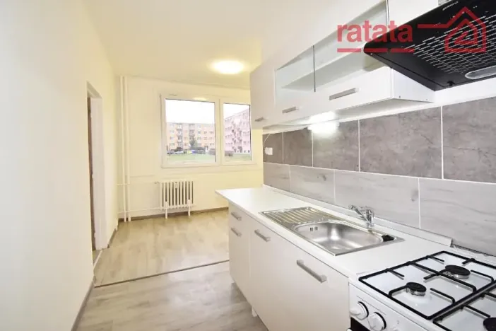 Pronájem bytu 3+1, Klášterec nad Ohří, Královéhradecká, 67 m2