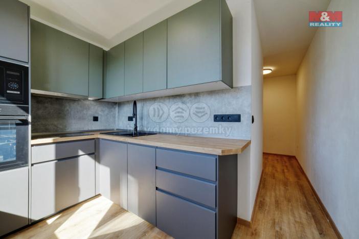 Prodej bytu 2+1, Cheb, Kosmonautů, 55 m2