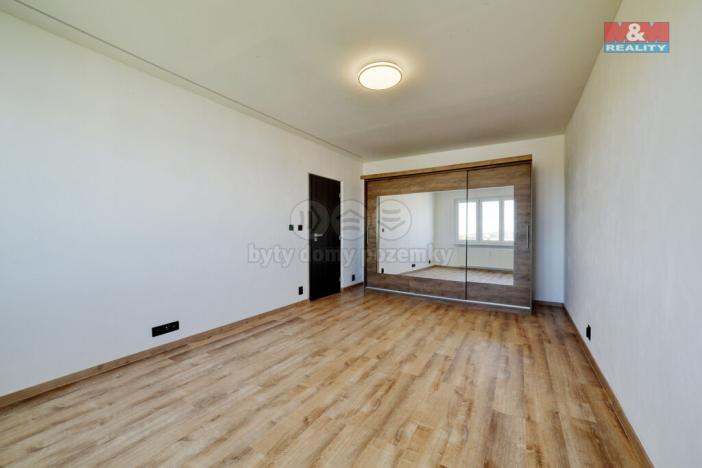 Prodej bytu 2+1, Cheb, Kosmonautů, 55 m2