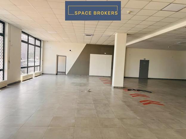 Pronájem obchodního prostoru, Praha, 1290 m2