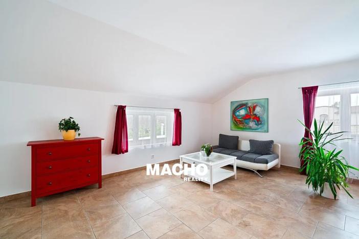 Prodej rodinného domu, Kostelec u Křížků, 353 m2