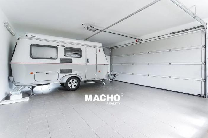 Prodej rodinného domu, Kostelec u Křížků, 353 m2