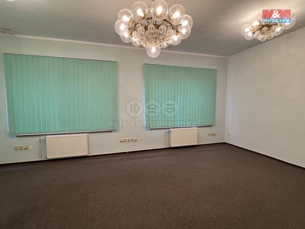 Pronájem kanceláře, Chomutov, Školní, 131 m2