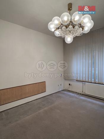 Pronájem kanceláře, Chomutov, Školní, 131 m2