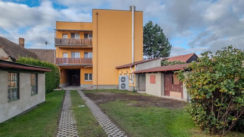 Prodej vícegeneračního domu, Sadská, Husova, 306 m2
