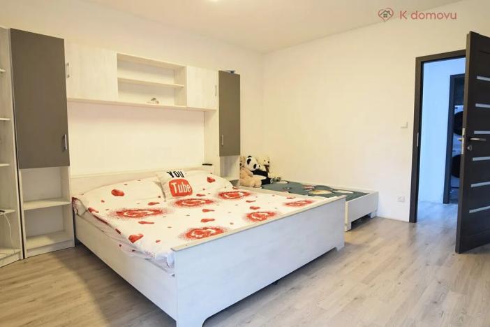 Prodej rodinného domu, Dubenec, 250 m2
