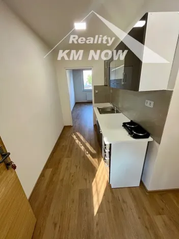 Pronájem bytu 1+kk, Kroměříž, Oskol, 29 m2