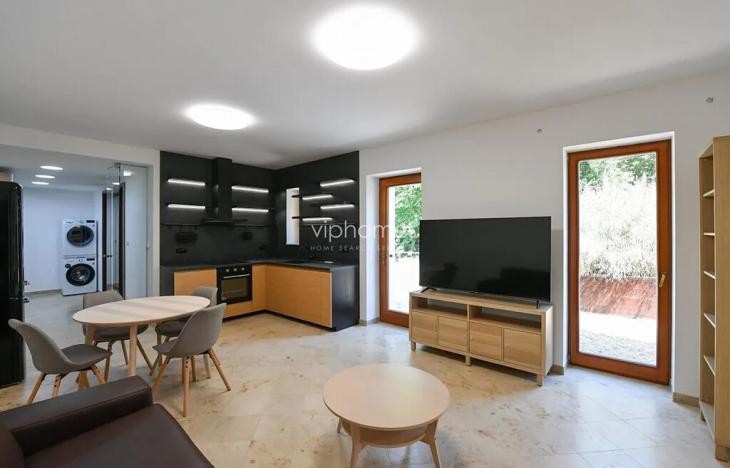 Pronájem bytu 2+kk, Praha - Bubeneč, Mlýnská, 58 m2