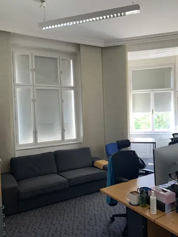 Pronájem kanceláře, Praha - Vinohrady, Chrudimská, 325 m2