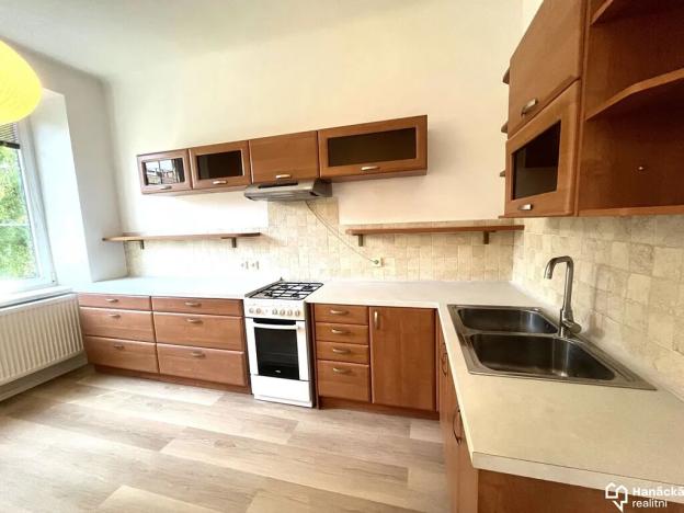 Pronájem bytu 3+1, Olomouc, Wanklova, 96 m2