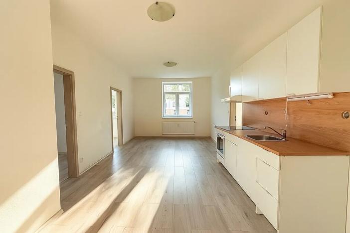 Prodej bytu 5+kk, Milovice, Slepá, 86 m2