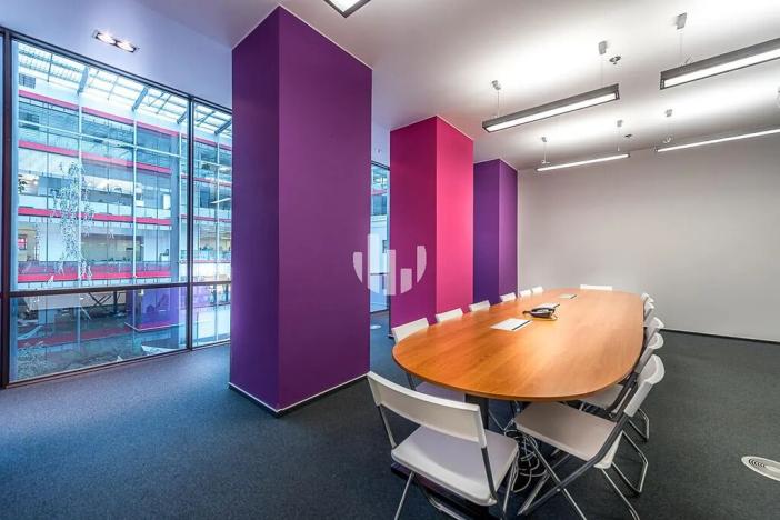 Pronájem kanceláře, Praha - Smíchov, Radlická, 247 m2