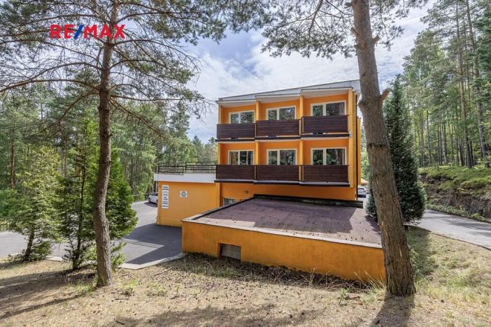 Prodej vícegeneračního domu, Doksy, Pod Borným, 1700 m2