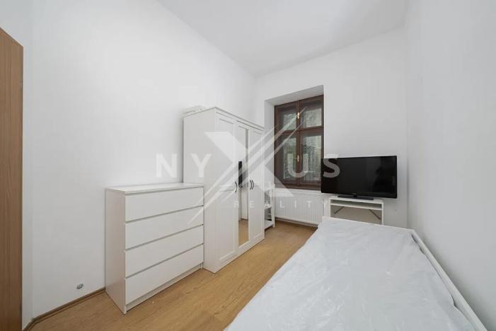 Pronájem bytu 2+kk, Praha - Vyšehrad, Neklanova, 38 m2