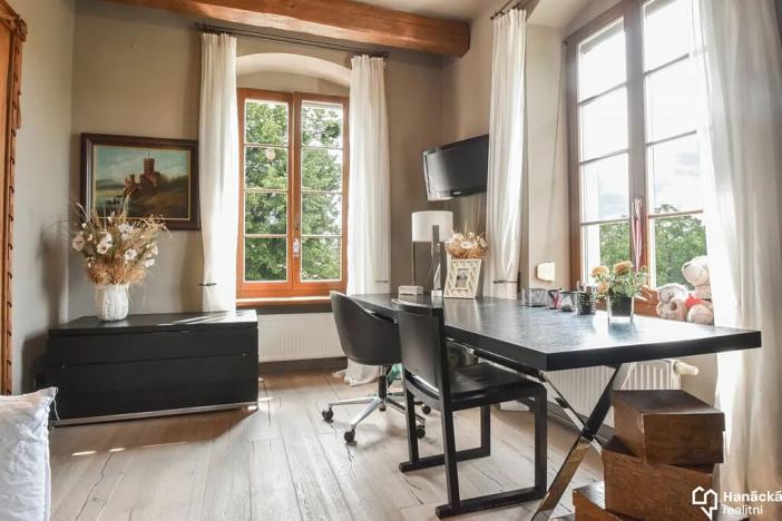 Prodej vily, Velký Týnec, U kaple, 300 m2