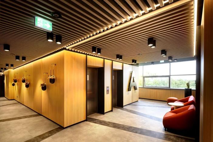 Pronájem kanceláře, Praha - Žižkov, Vinohradská, 385 m2