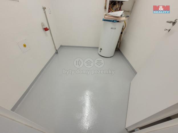 Pronájem výrobních prostor, Tuhaň, 323 m2