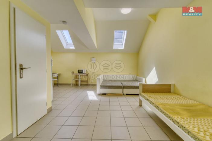 Pronájem bytu 1+kk, Sytno, 31 m2